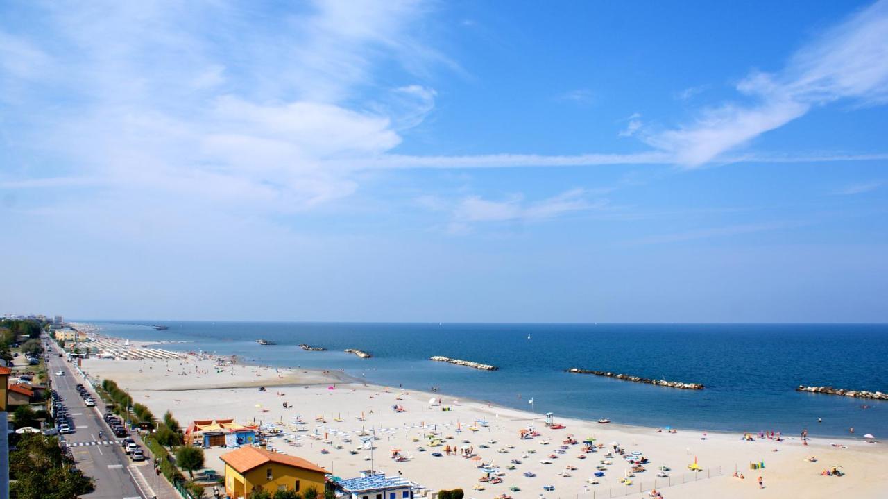 Hotel Palazzo Caveja Rimini Dış mekan fotoğraf